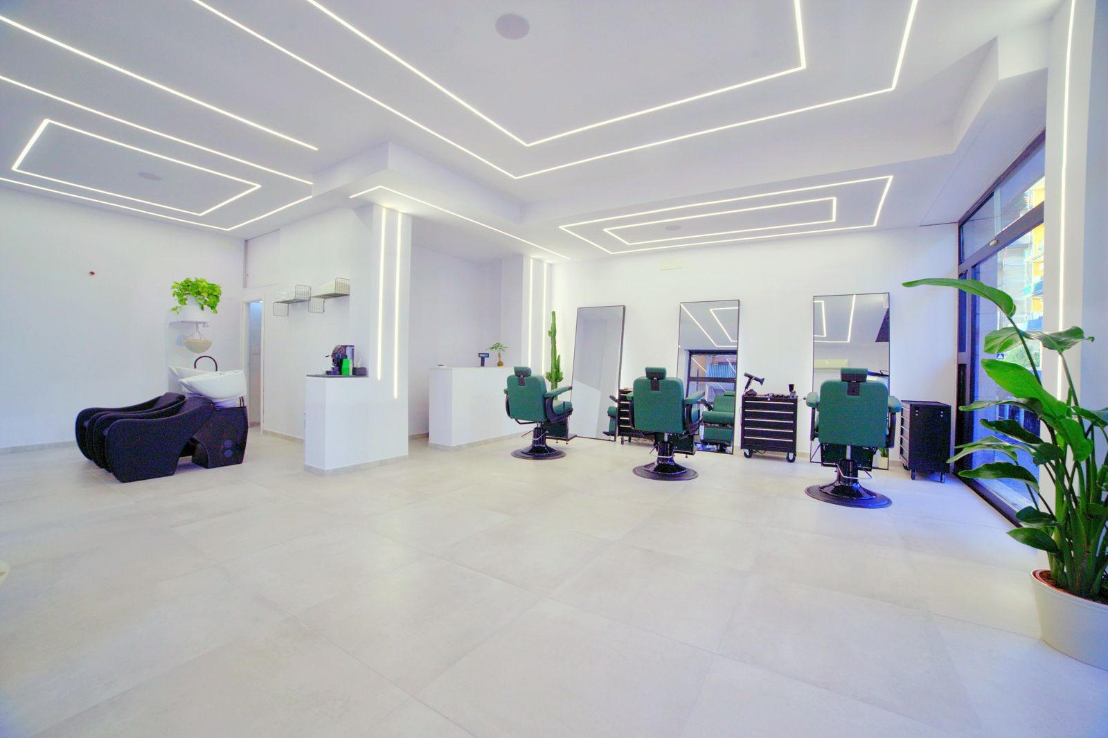La sala della bottega CVLT a Roma